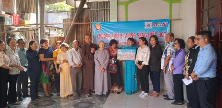 HỘI KHUYẾN HỌC TRAO HỌC BỔNG " GƯƠNG SÁNG HIẾU HỌC" CHO SINH VIÊN LÝ THỊ DIỄM NGHI HỘI KHUYẾN HỌC TRAO HỌC BỔNG " GƯƠNG SÁNG HIẾU HỌC" CHO SINH VIÊN LÝ THỊ DIỄM NGHI