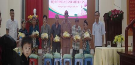 PHƯỜNG 4 PHỐI HỢP MẠNH THƯỜNG QUÂN TRAO TẬNG 50 PHẦN QUÀ CHO HỘ NGHÈO, CẬN NGHÈO PHƯỜNG 4 PHỐI HỢP MẠNH THƯỜNG QUÂN TRAO TẬNG 50 PHẦN QUÀ CHO HỘ NGHÈO, CẬN NGHÈO