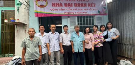 LỄ BÀN GIAO NHÀ “ĐẠI ĐOÀN KẾT” LỄ BÀN GIAO NHÀ “ĐẠI ĐOÀN KẾT”